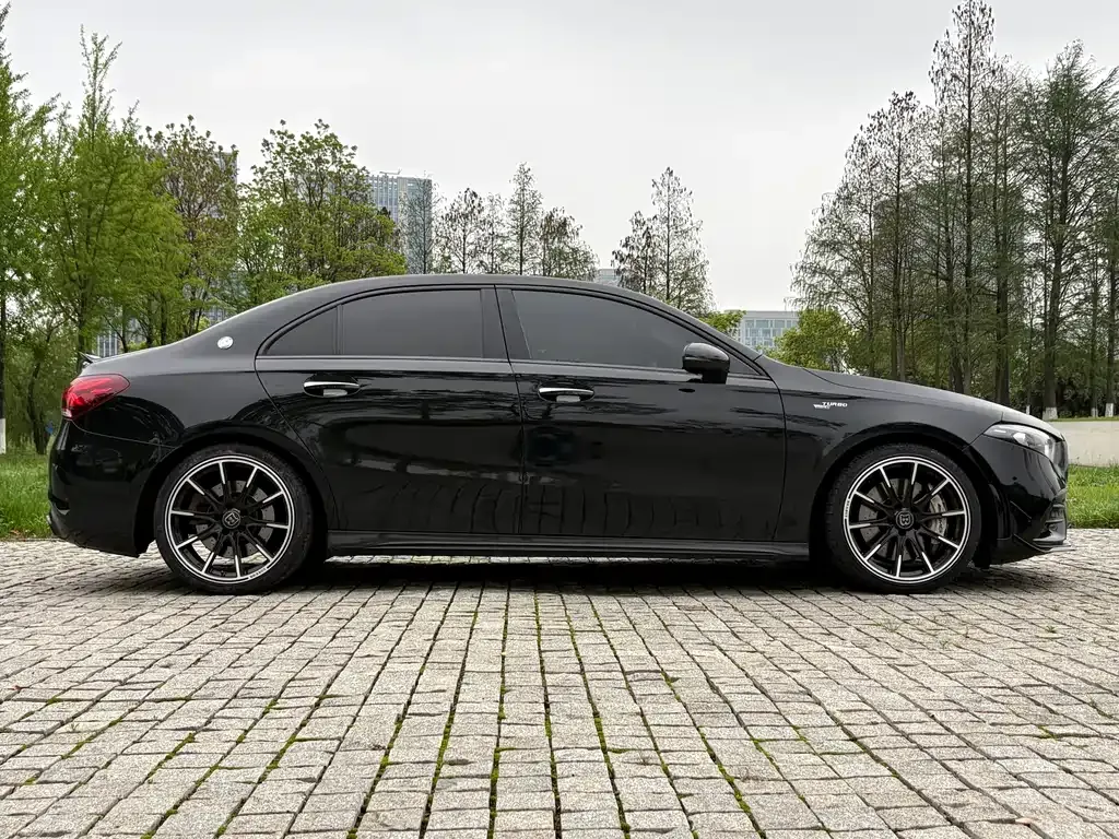 Mercedes-Benz A-Class AMG — фото 4