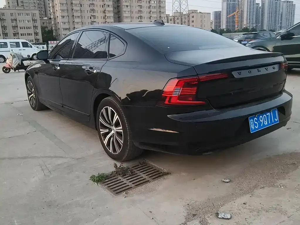 Volvo S90 — фото 6