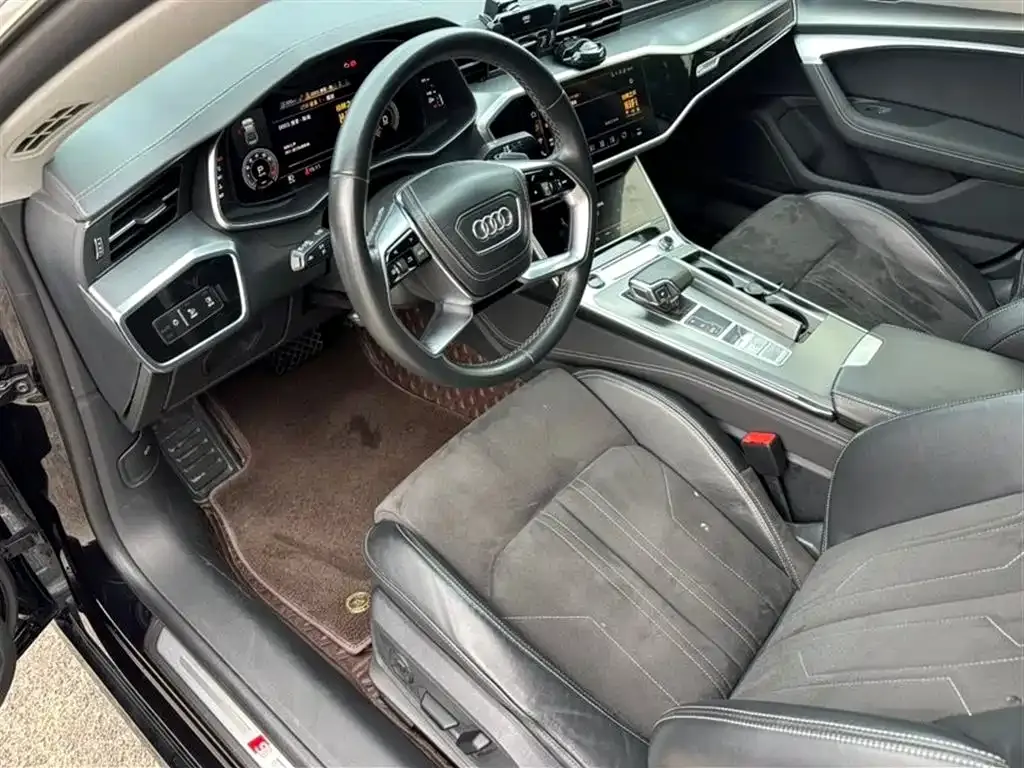Audi A7L — фото 2