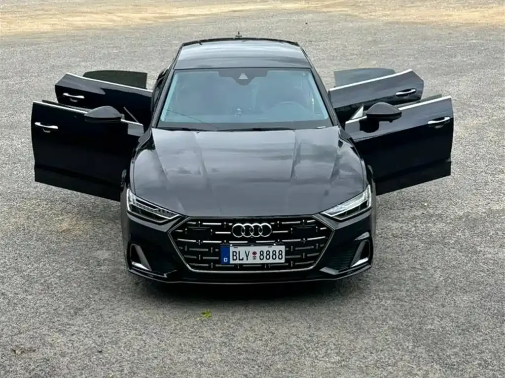 Audi A7L — фото 6