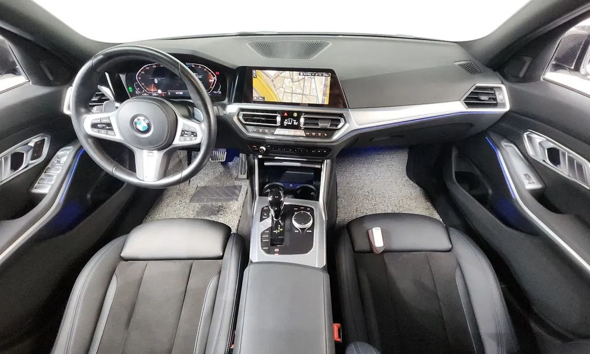 BMW 3-Series 2022 из KR, фото 6