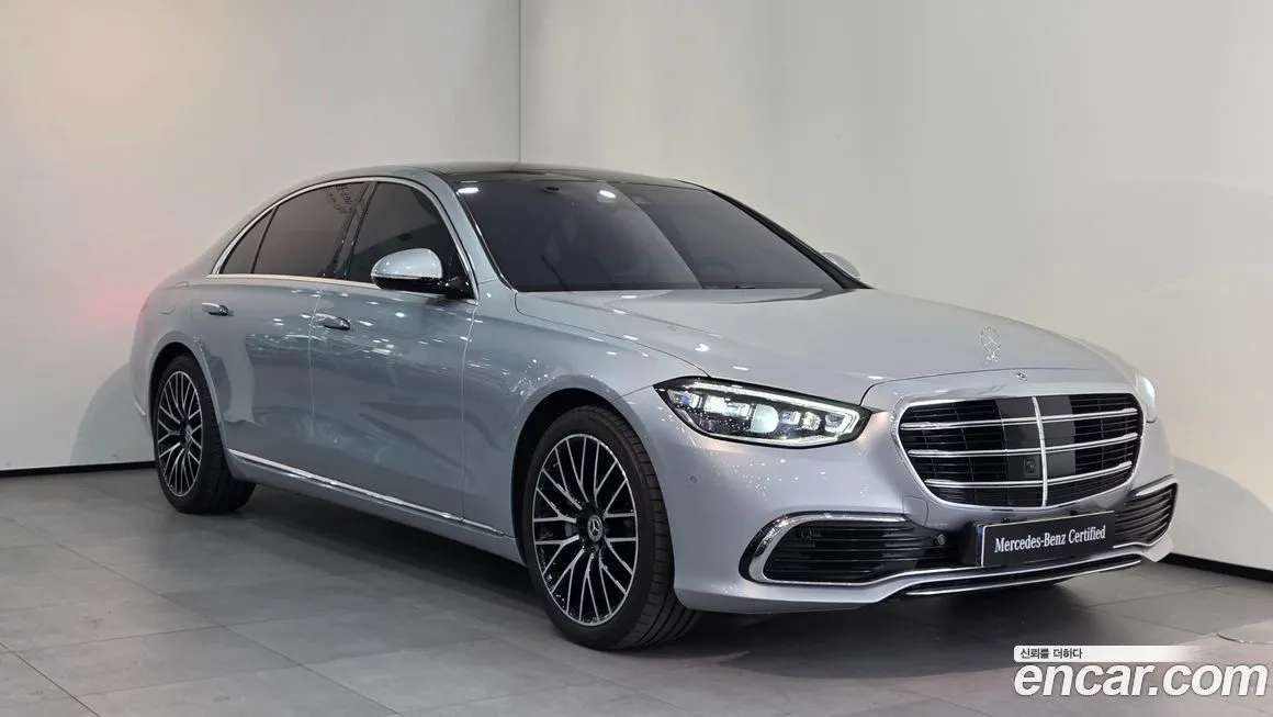 Mercedes-Benz S-Class — фото 1