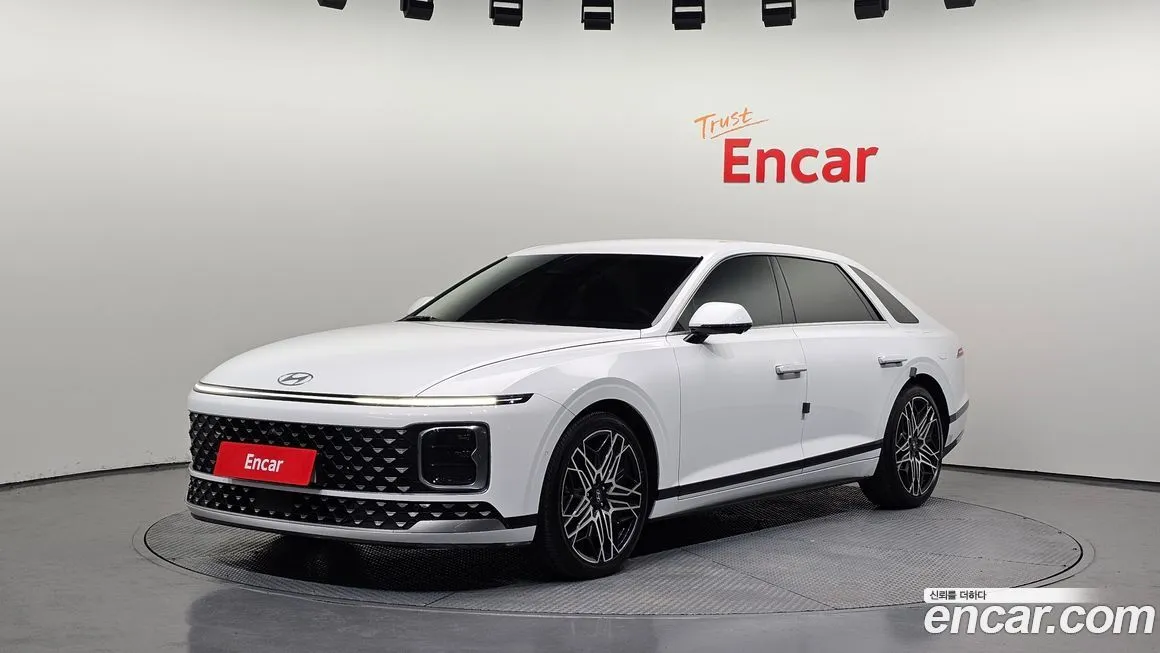 Hyundai Grandeur 2023 из KR, фото 1