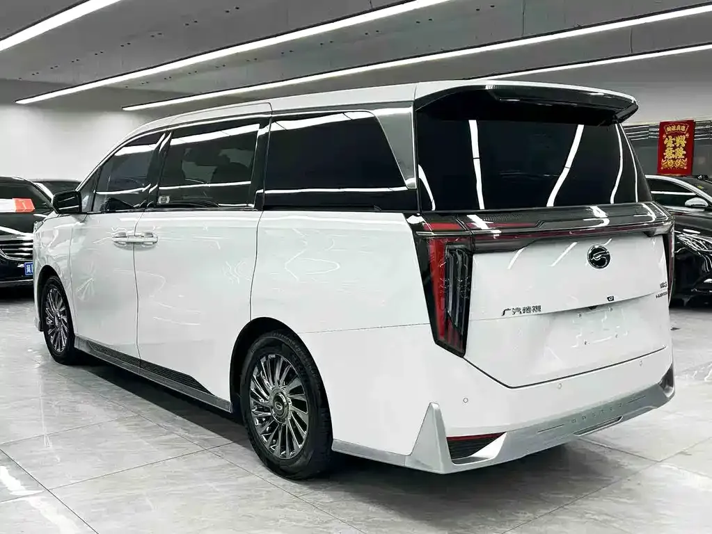 GAC Motor Trumpchi M8 — фото 2