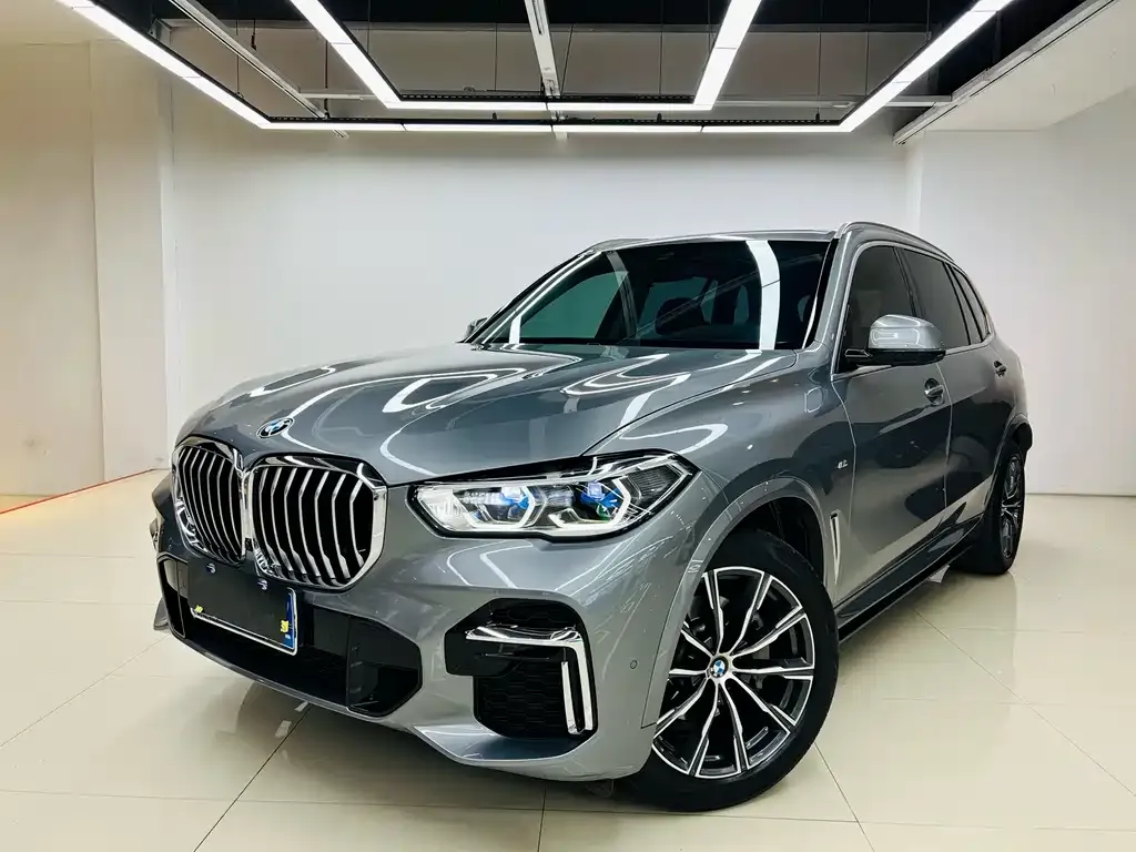 BMW X5 — фото 1
