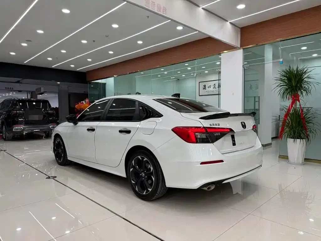 Honda Civic — фото 6