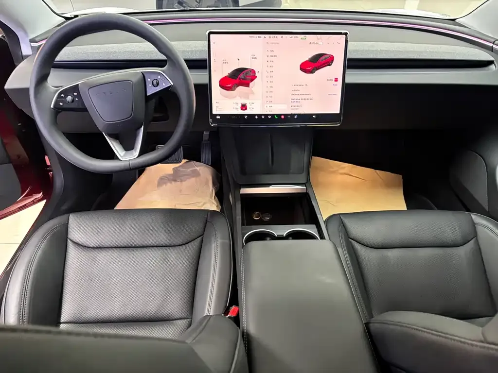 Tesla Model 3 — фото 8