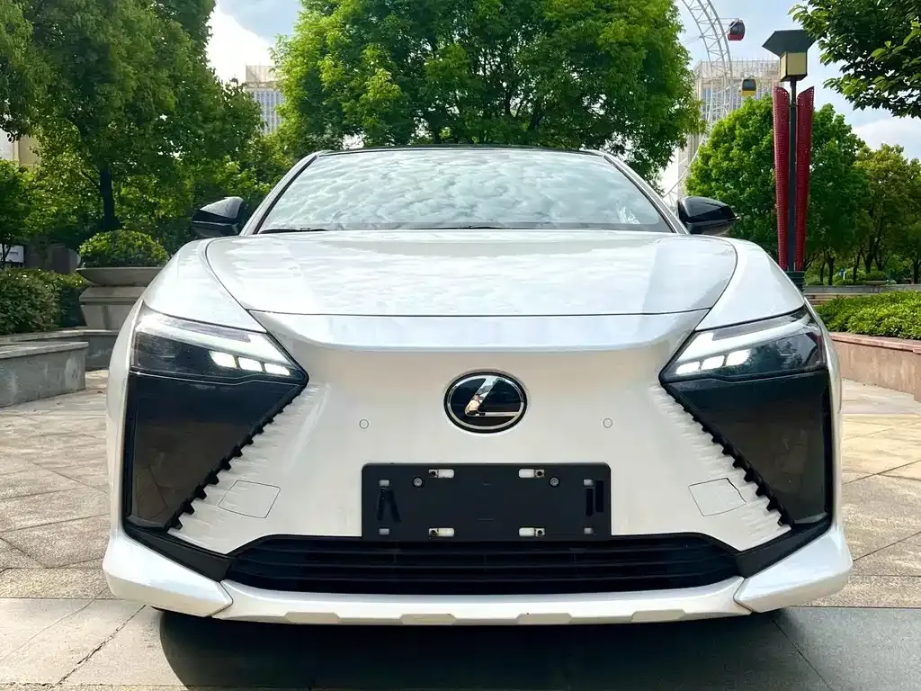 Lexus RZ 2023 из CN, фото 7