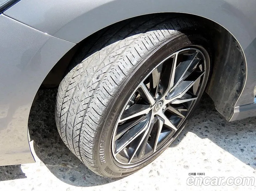 Toyota Camry 2024 из KR, фото 9