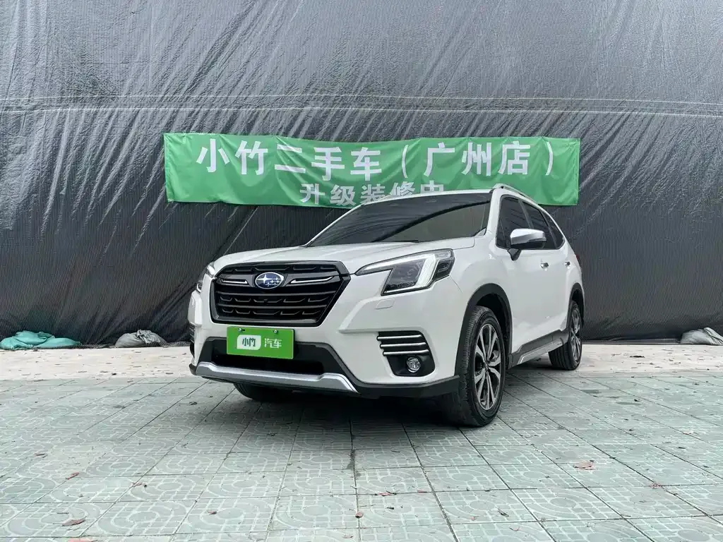 Subaru Forester — фото 1