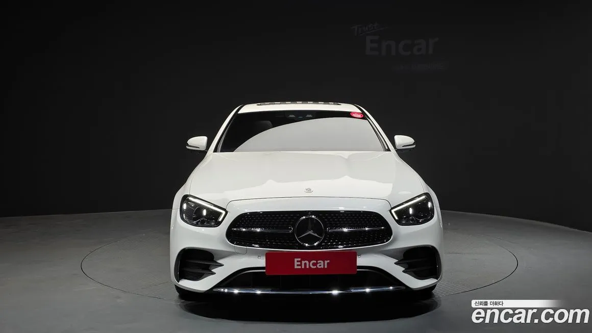 Mercedes-Benz E-Class 2023 из KR, фото 2