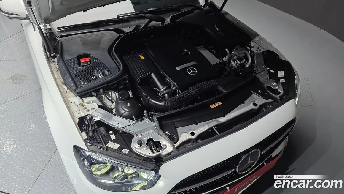 Mercedes-Benz E-Class 2023 из KR, фото 4