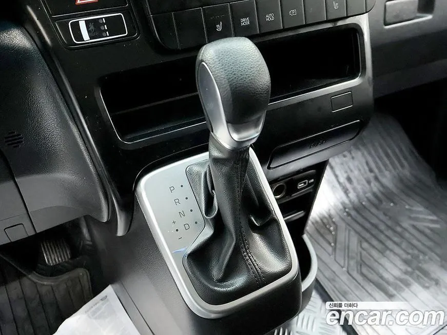 Hyundai Staria 2023 из KR, фото 9