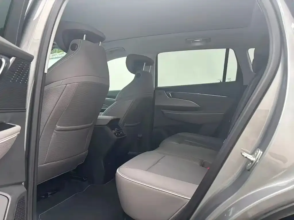 Buick E5 2023 из CN, фото 2