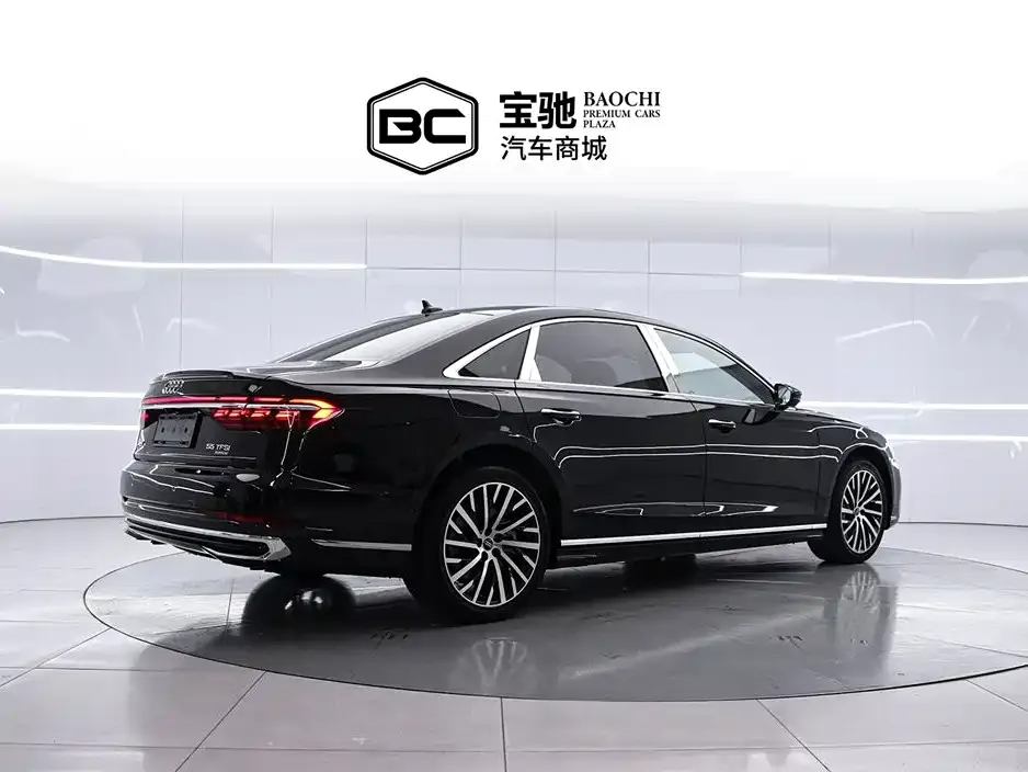Audi A8 — фото 4