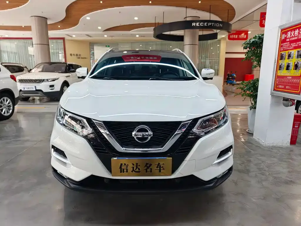 Nissan Qashqai — фото 10