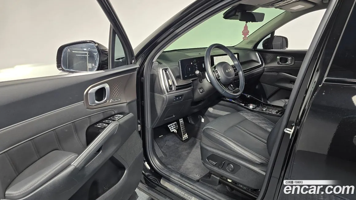Kia Sorento — фото 7