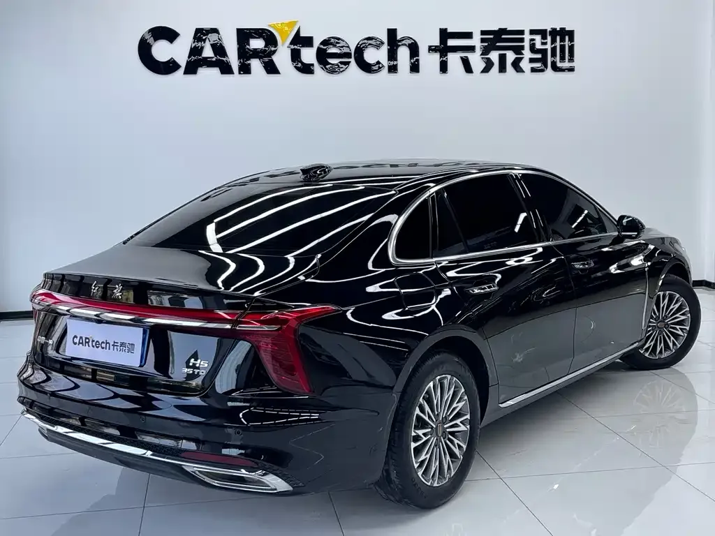 Hongqi H5 — фото 3