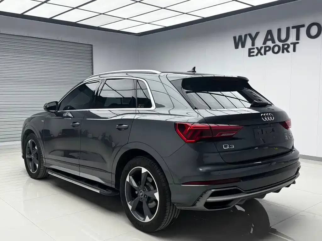 Audi Q3 — фото 10