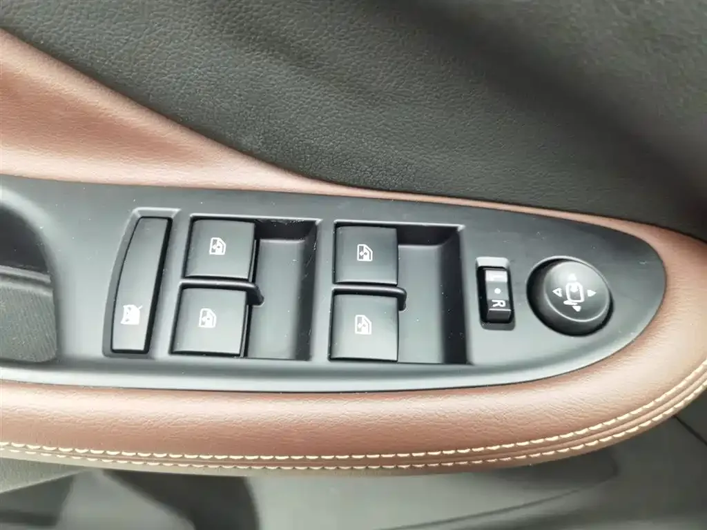 Buick Envision Plus 2021 из CN, фото 5