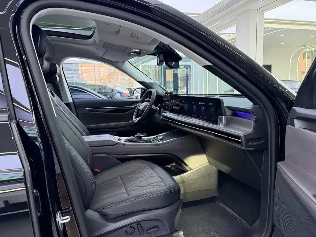 Ford Edge — фото 9