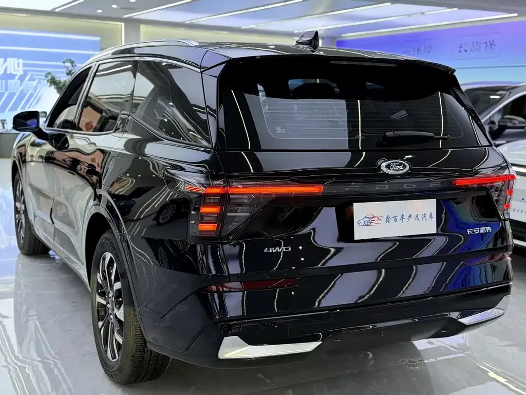Ford Edge — фото 5