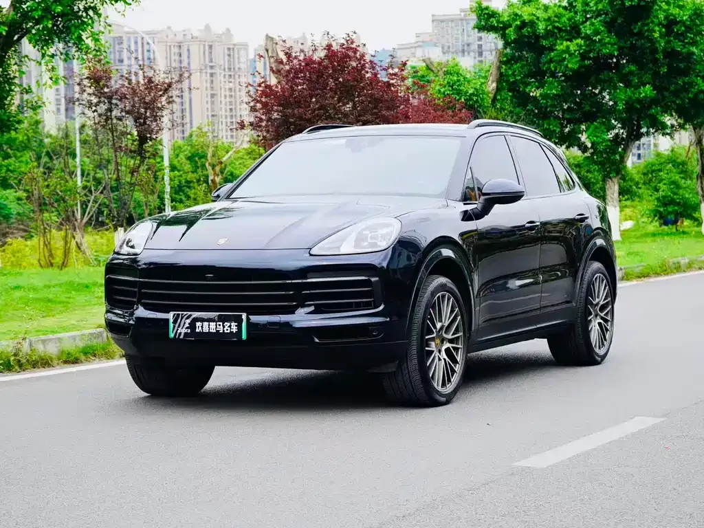 Porsche Cayenne Hybrid — фото 1