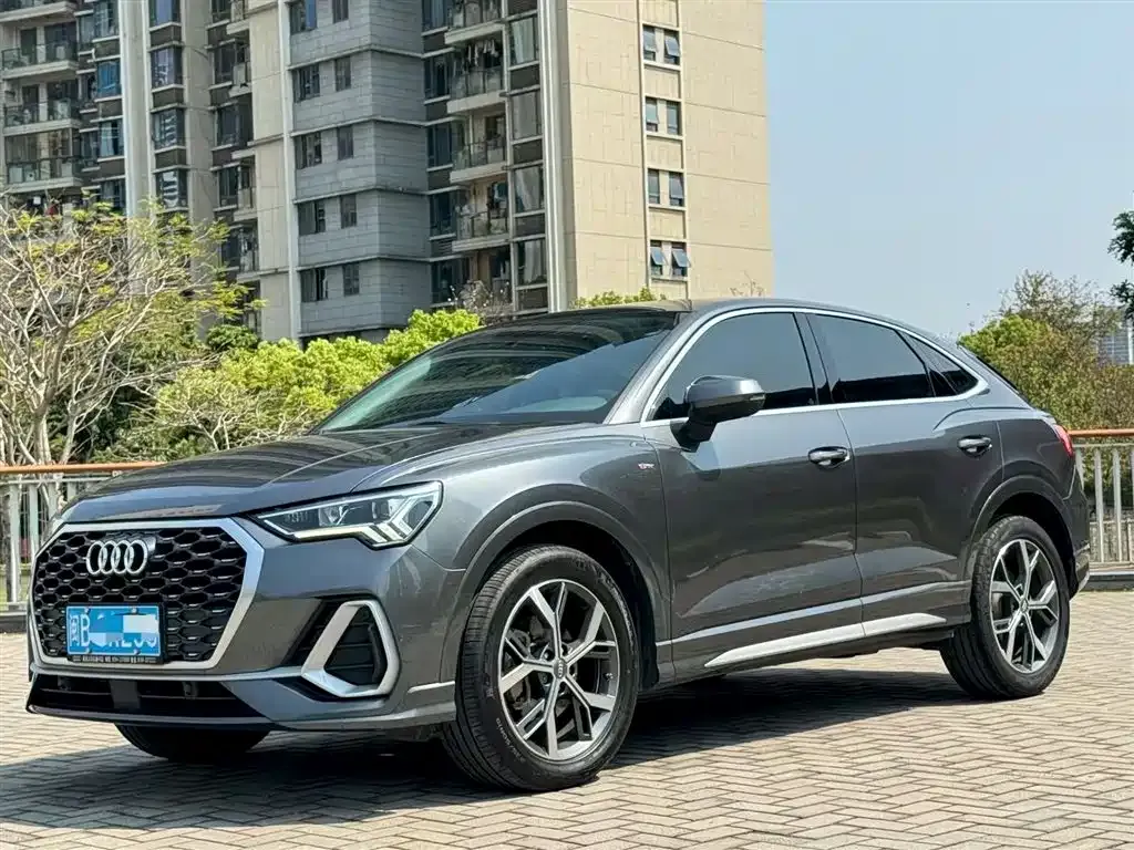 Audi Q3 Sportback — фото 9