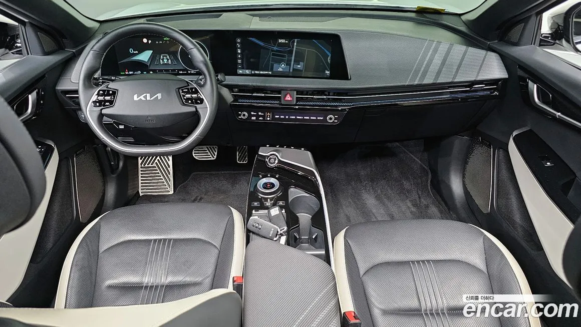 Kia EV6 — фото 9