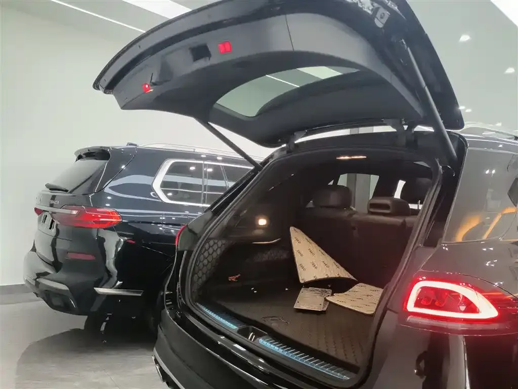 Mercedes-Benz GLE AMG — фото 8
