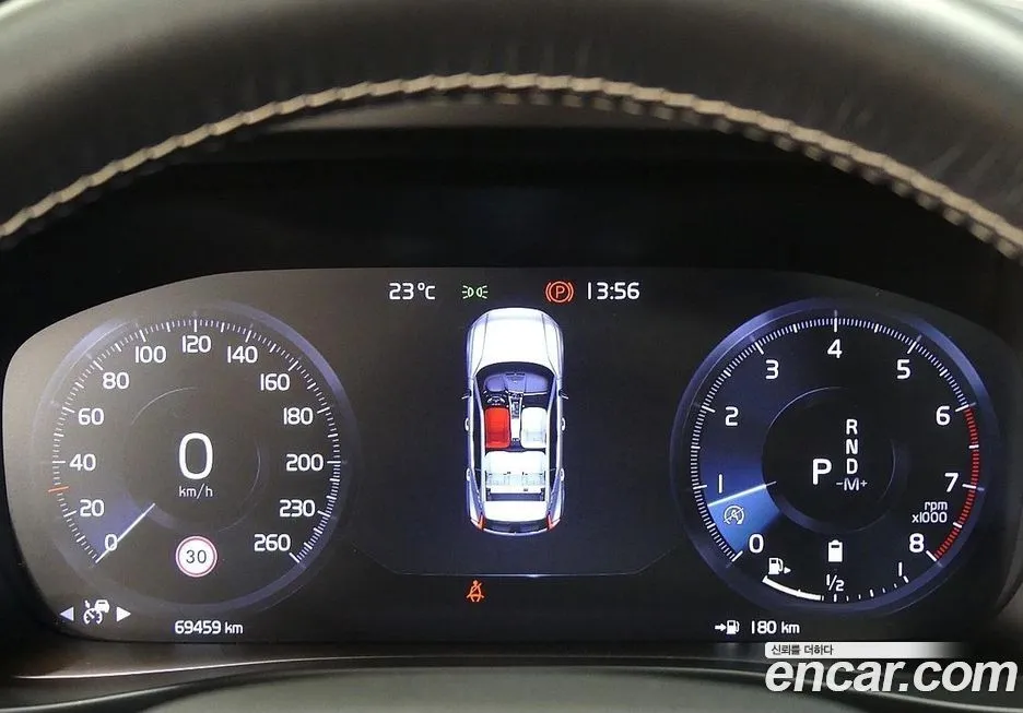 Volvo XC40 2021 из KR, фото 3