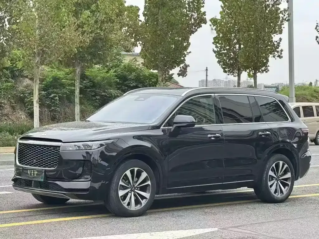Li Auto ONE — фото 1