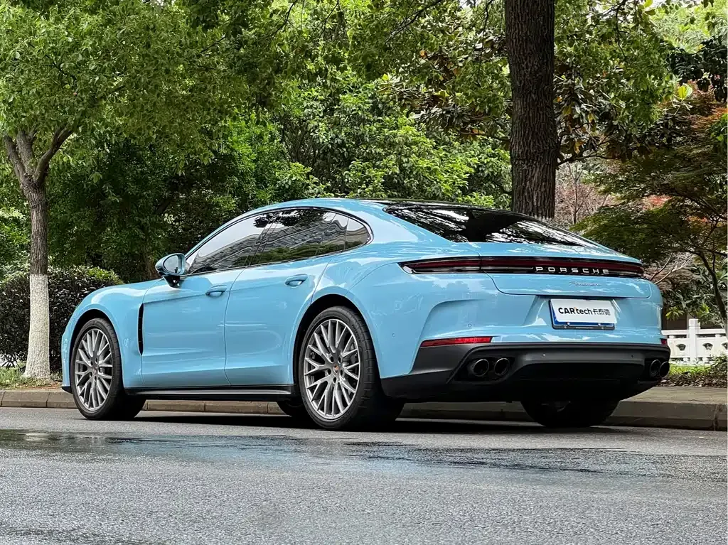 Porsche Panamera — фото 10