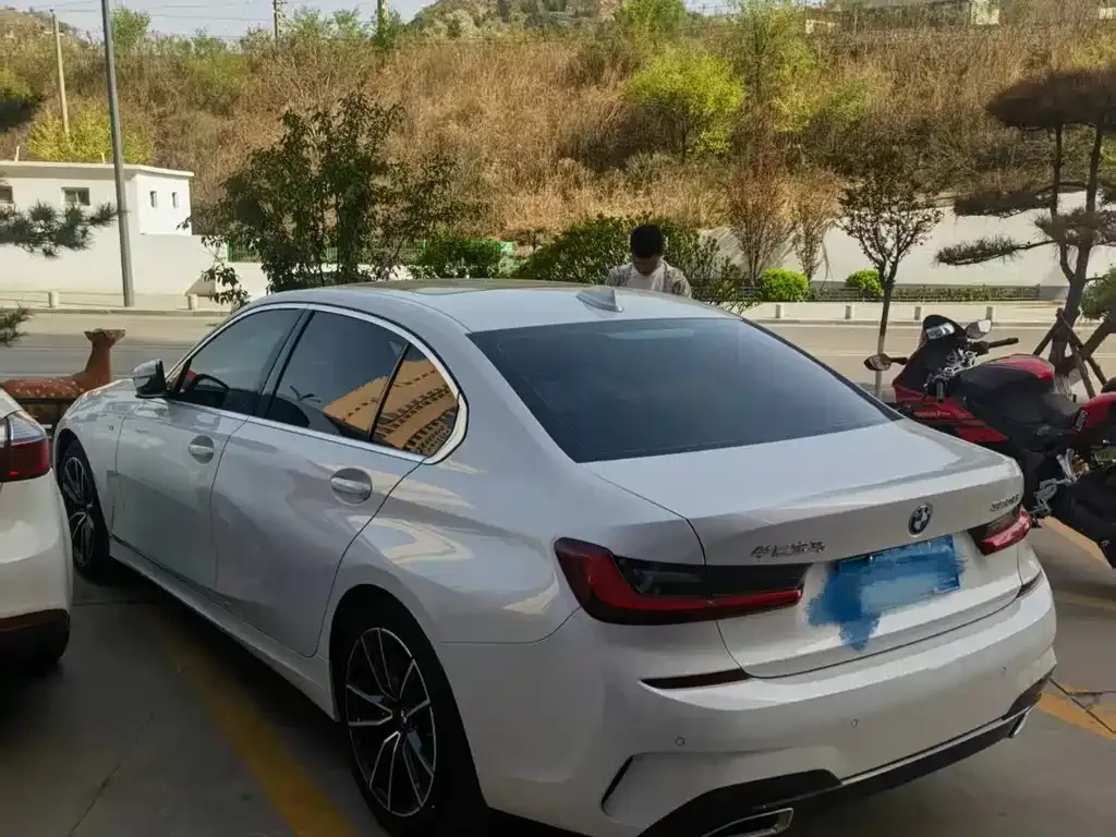 BMW 3 Series — фото 10