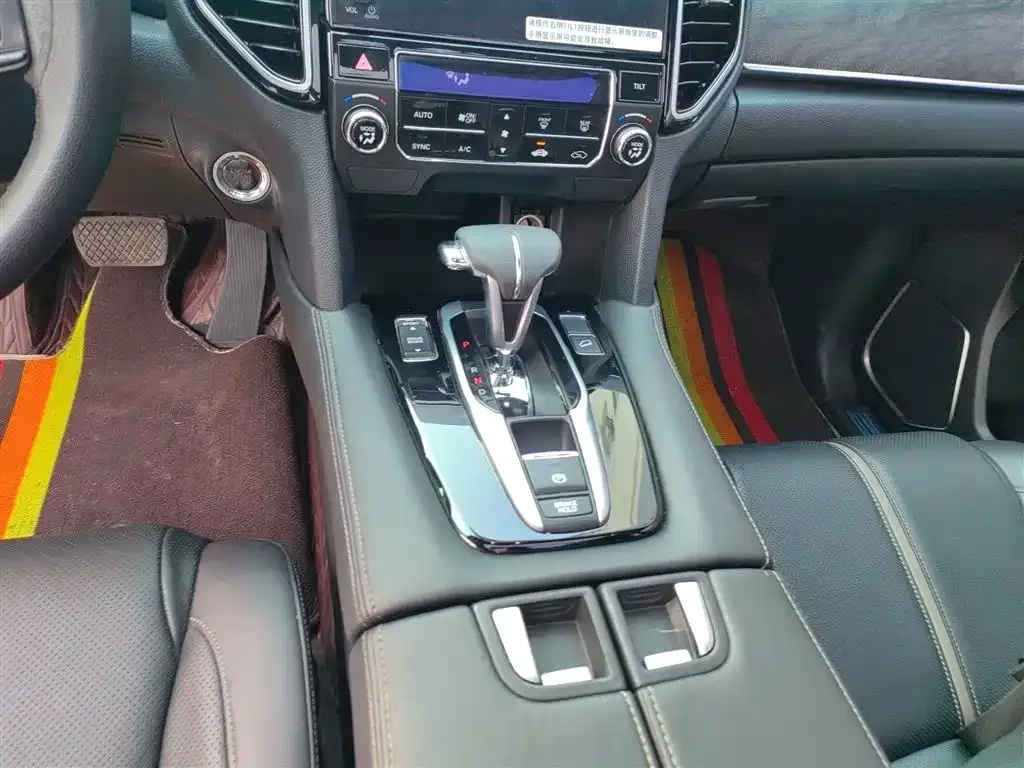 Honda UR-V 2023 из CN, фото 9