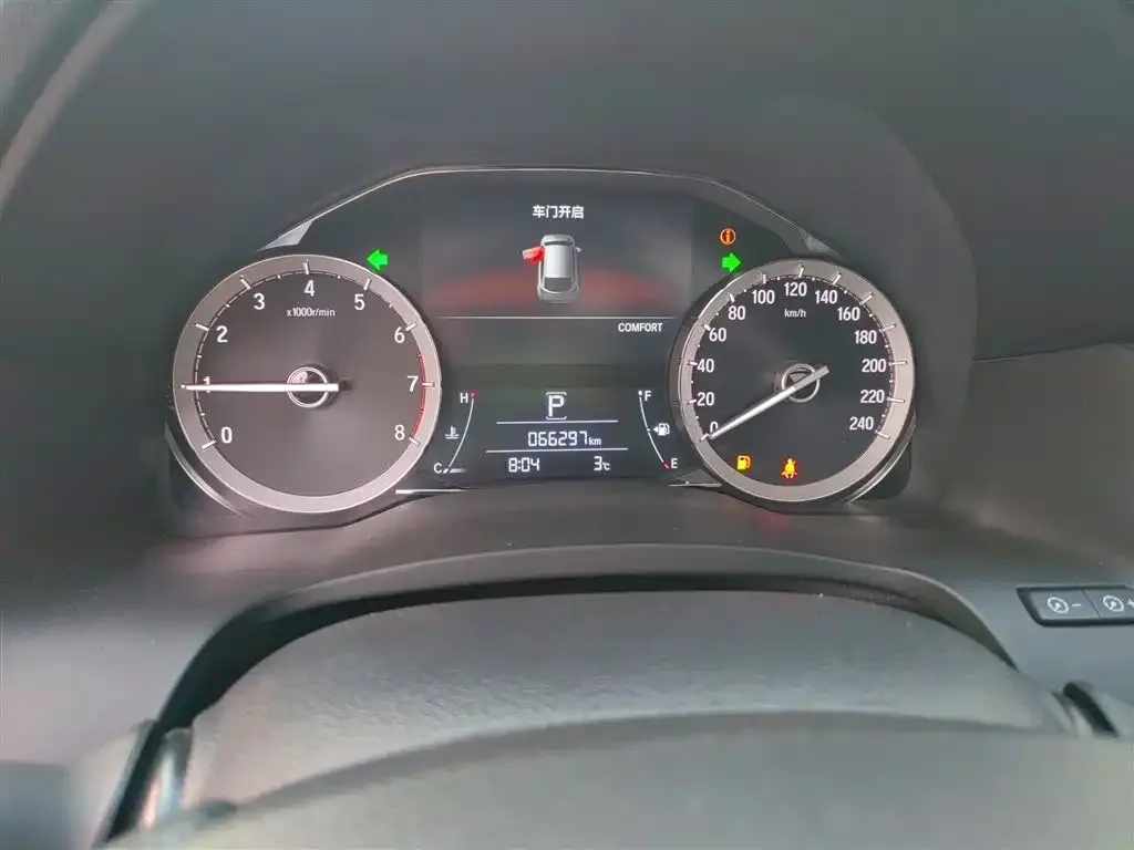 Honda UR-V 2023 из CN, фото 2