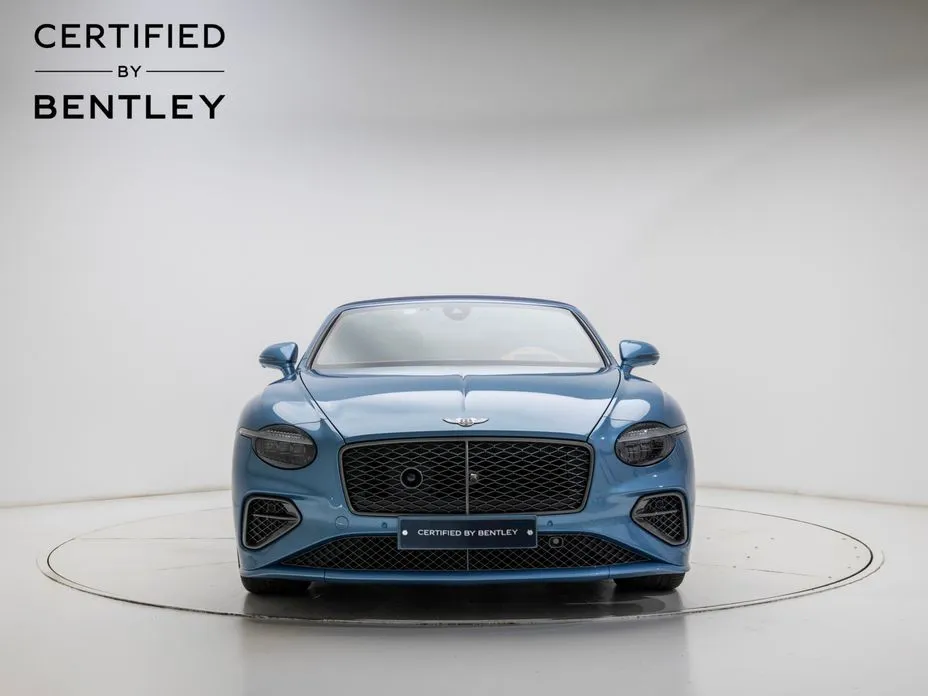 Bentley Continental 2025 из KR, фото 3