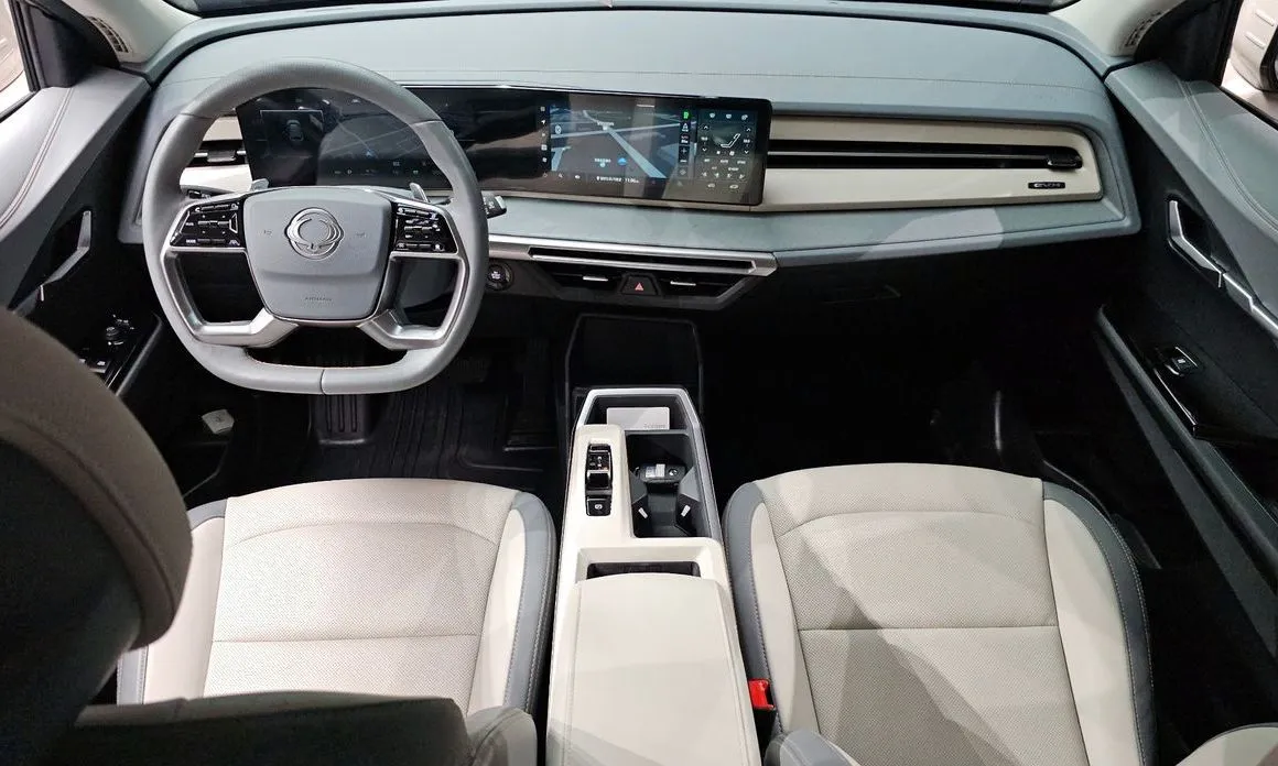 KG Mobility (Ssangyong) Torres 2024 из KR, фото 10