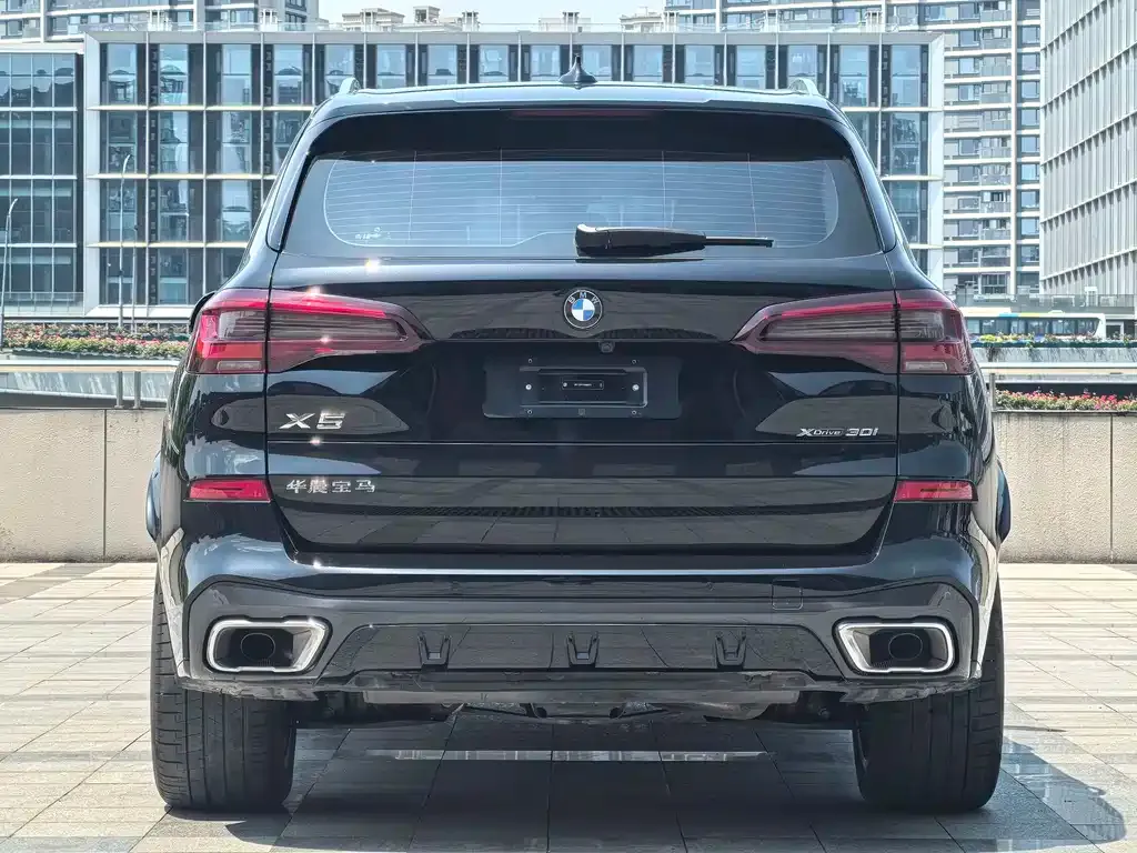 BMW X5 — фото 3