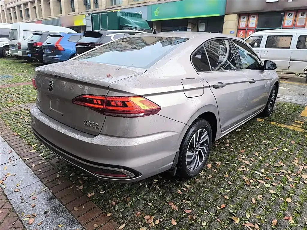Volkswagen Bora 2022 из CN, фото 10