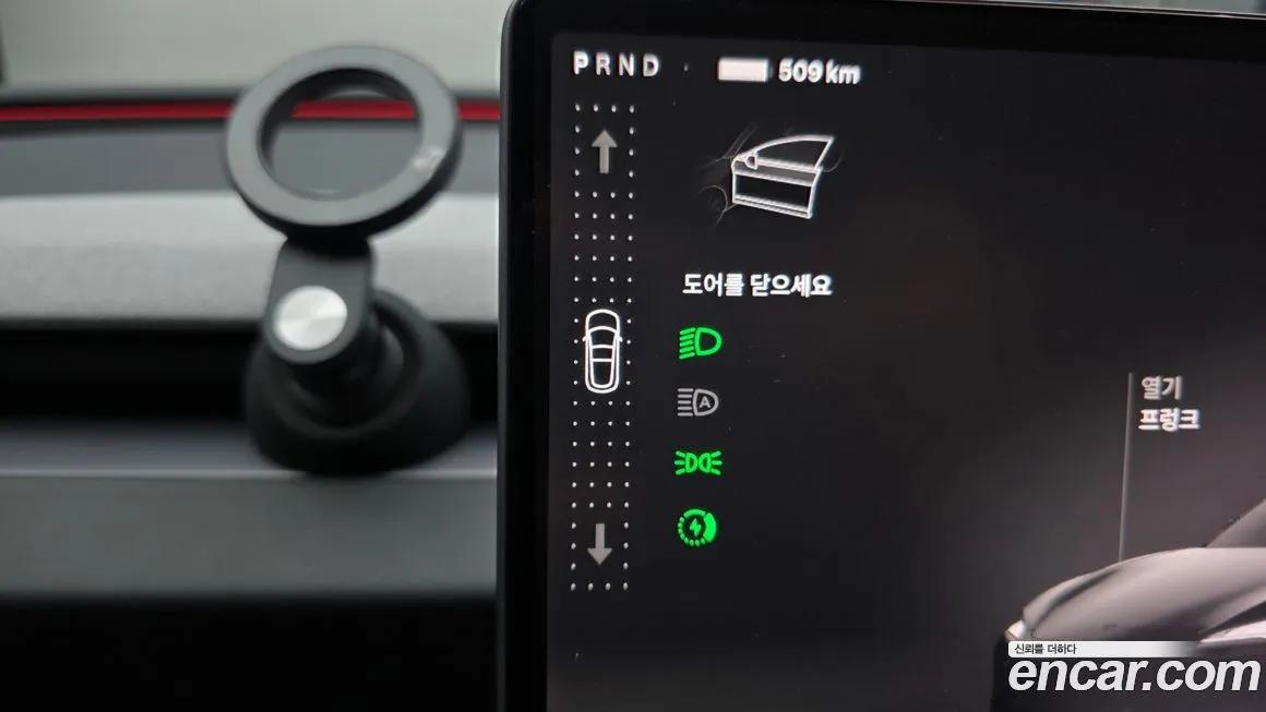 Tesla Model 3 — фото 2