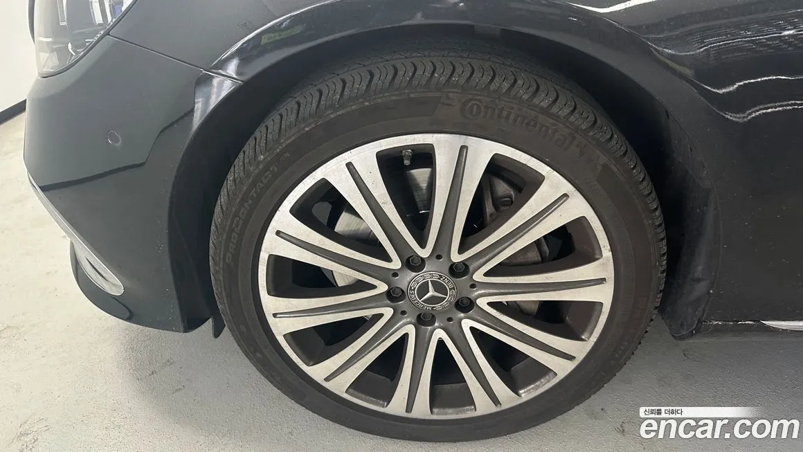 Mercedes-Benz E-Class 2023 из KR, фото 10