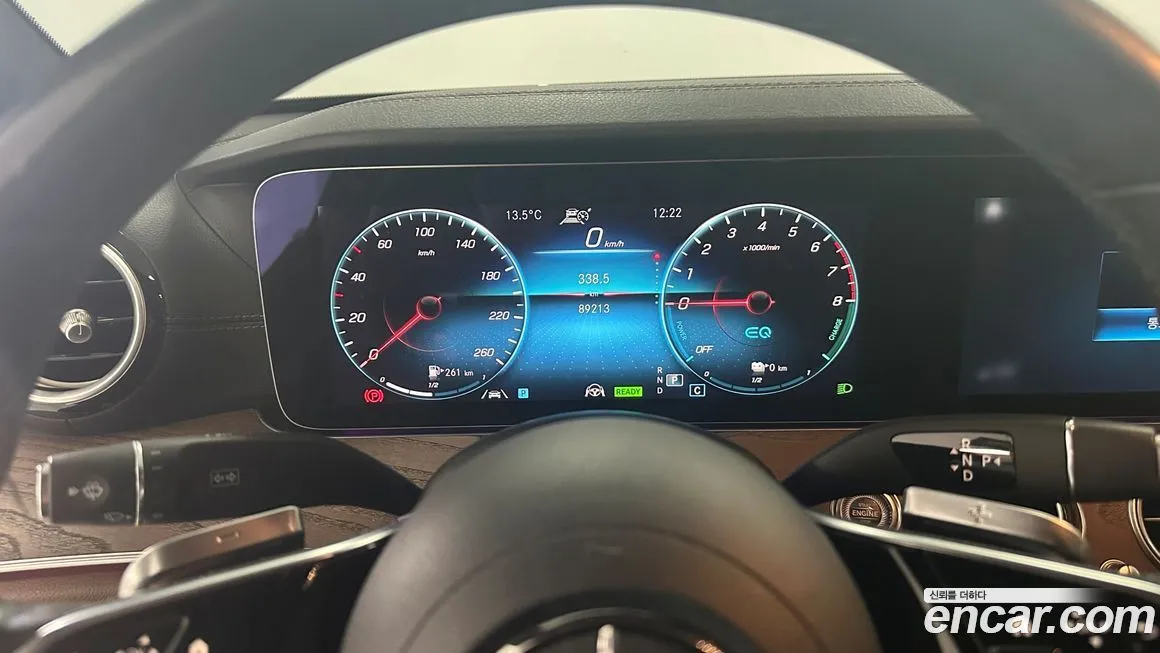 Mercedes-Benz E-Class 2023 из KR, фото 2