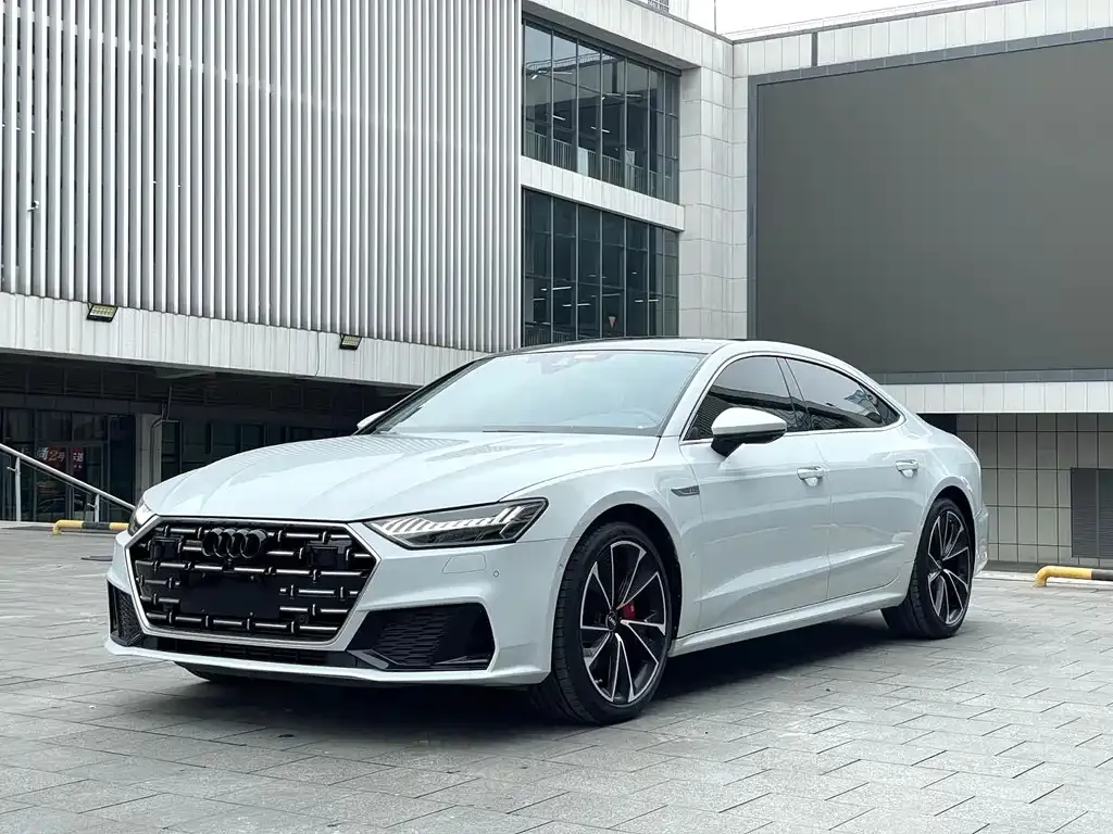 Audi A7L 2024 из CN, фото 1