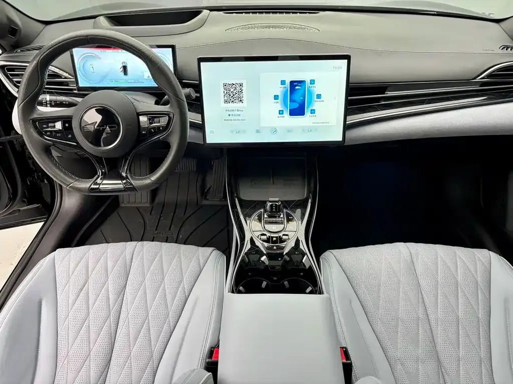 BYD Seal — фото 8