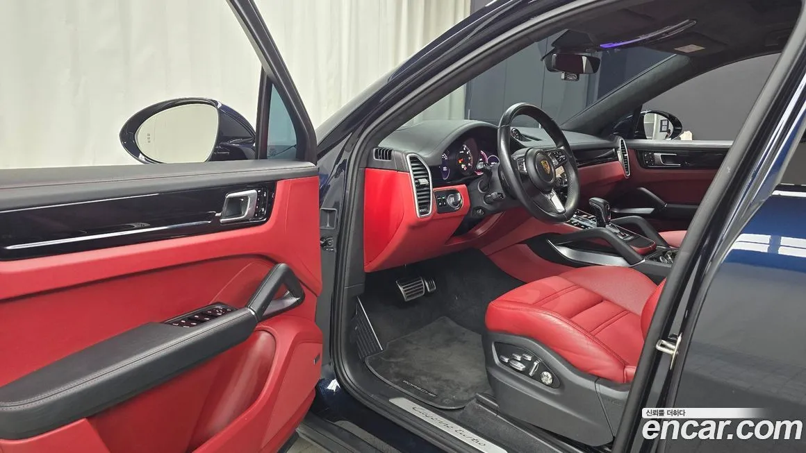 Porsche Cayenne 2021 из KR, фото 8