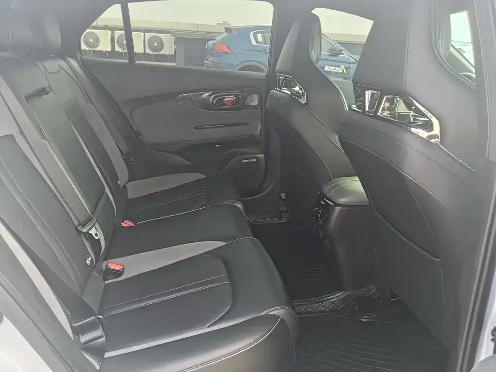 GAC Motor Shadow Leopard — фото 10