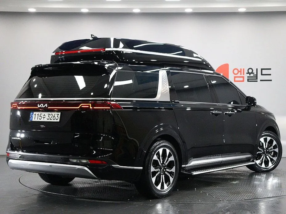 Kia Carnival — фото 5