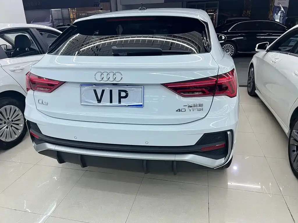 Audi Q3 Sportback 2021 из CN, фото 4