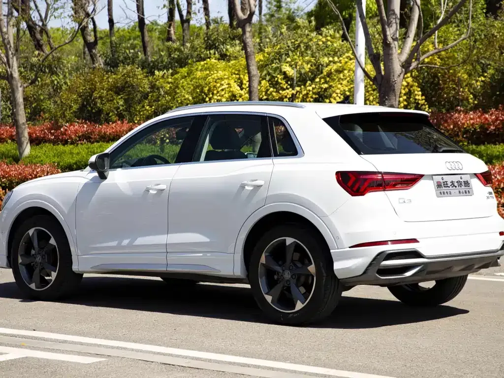 Audi Q3 — фото 6